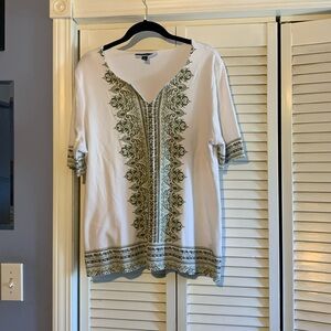 Karen Scott - Olive Green/White Top